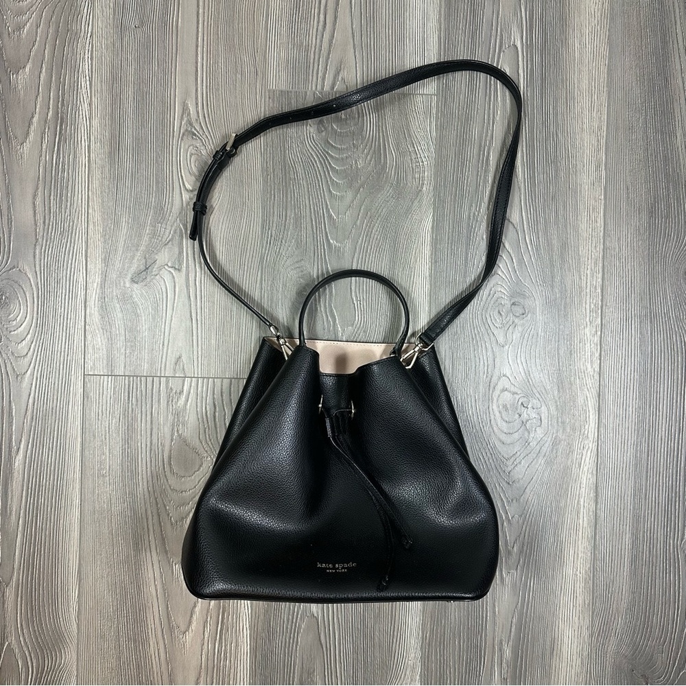 Kate Spade Eva‎ Large Black Leather Bucket Bag Gold Hardware Structured Tote